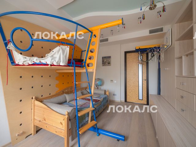 Сдам 4х-комнатную квартиру на г Санкт-Петербург, Константиновский пр-кт, д 1/24, метро Крестовский остров, г. Санкт-Петербург