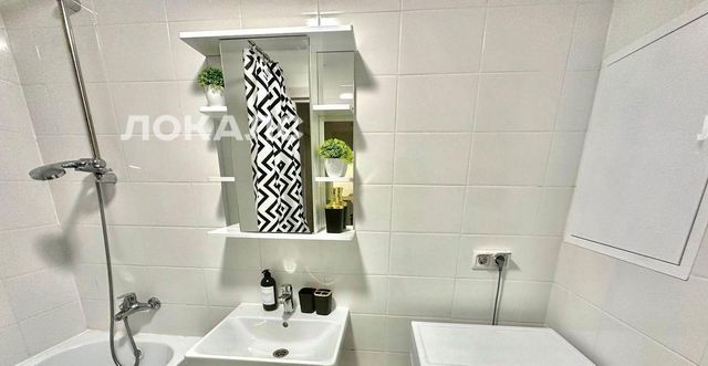 Сдаю 2-комнатную квартиру на Очаковское шоссе, 5к1, метро Озёрная, г. Москва