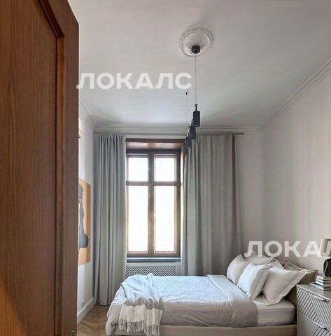 Сдаю четырехкомнатную квартиру на Малая Бронная улица, 20С2, г. Москва