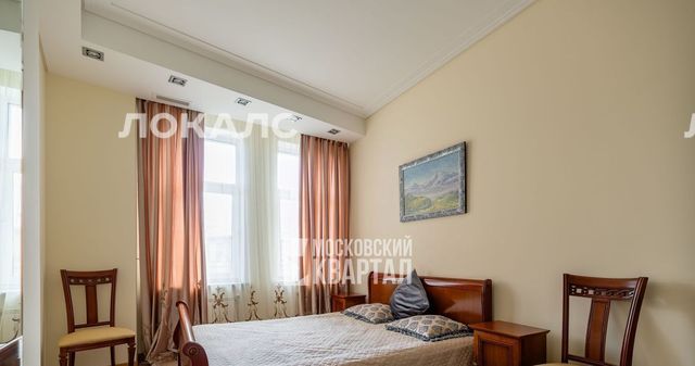 Снять 3к квартиру на Старопименовский переулок, 10, метро Тверская, г. Москва