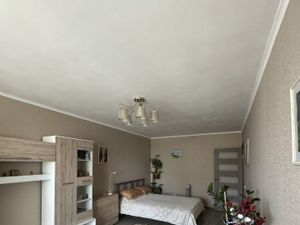 1-к кв. Санкт-Петербург пос. Парголово, ул. Тихоокеанская, 10к1 (53.0 м²)