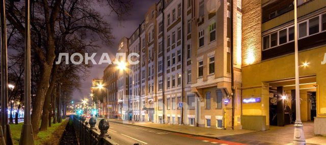 Сдается 4-к квартира на Никитский бульвар, 15/16, метро Пушкинская, г. Москва
