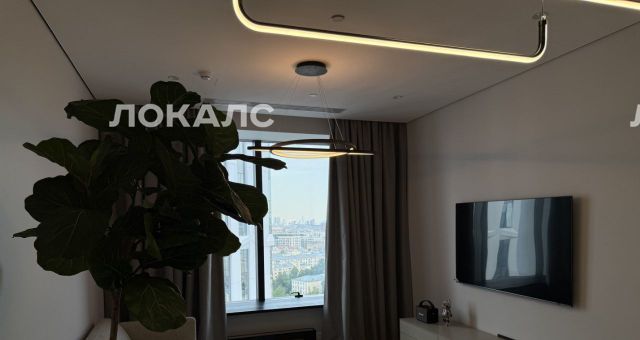Сдается трехкомнатная квартира на площадь Курского Вокзала, 1, метро Чкаловская, г. Москва