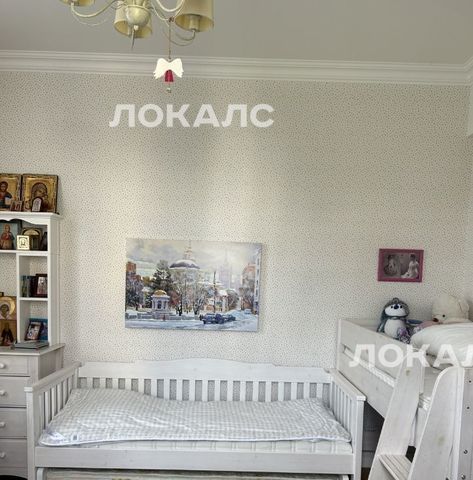 Сдается трехкомнатная квартира на Глубокий переулок, 1/2, метро Смоленская (Арбатско-Покровская линия), г. Москва