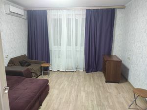 1 комнатная квартира на метро Улица Скобелевская