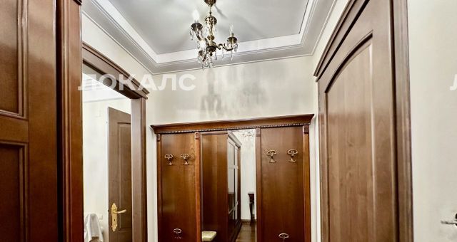 Снять 2-комнатную квартиру на улица Большая Дмитровка, 7/5С2, метро Китай-город, г. Москва