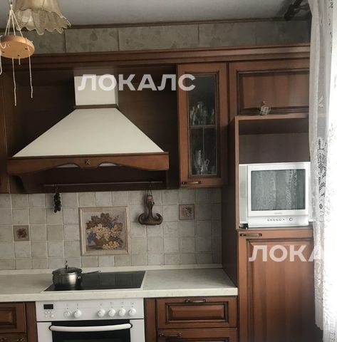 Аренда трехкомнатной квартиры на улица Раменки, 11К1, метро Мичуринский проспект, г. Москва