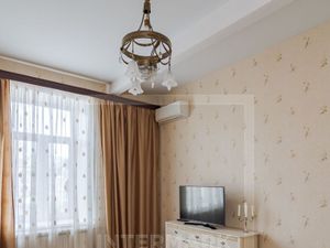 3-к кв. Москва ул. Остоженка, 40/1 (85.0 м²)