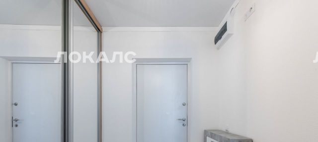 Сдаю трехкомнатную квартиру на улица Саларьевская, 8к3, метро Филатов Луг, г. Москва