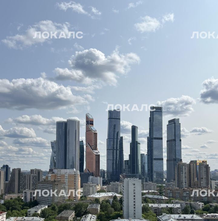 Снять однокомнатную квартиру на Красногвардейский бульвар, 15С2, г. Москва