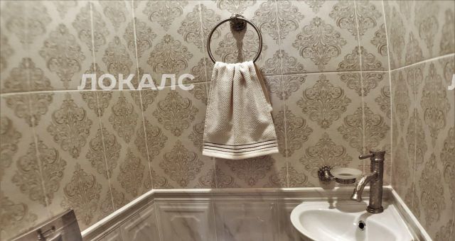 Сдам двухкомнатную квартиру на Садовая-Триумфальная улица, 4/10, метро Цветной бульвар, г. Москва