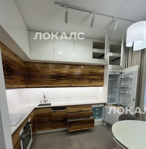 Сдаю трехкомнатную квартиру на проспект Маршала Жукова, 39Ак2, метро Хорошёво, г. Москва