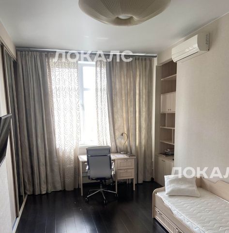 Сдается трехкомнатная квартира на улица Авиаконструктора Микояна, 14к1, метро Зорге, г. Москва