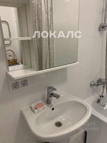 Сдаю 2-к квартиру на улица Нижняя Хохловка, 8, метро Нижегородская, г. Москва