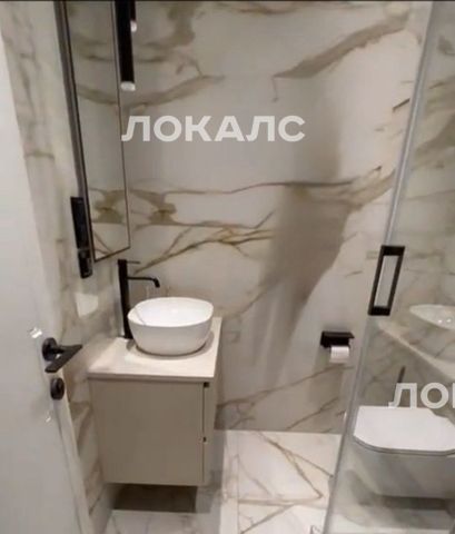 Аренда трехкомнатной квартиры на Волоколамское шоссе, 95/2к3, метро Мякинино, г. Москва