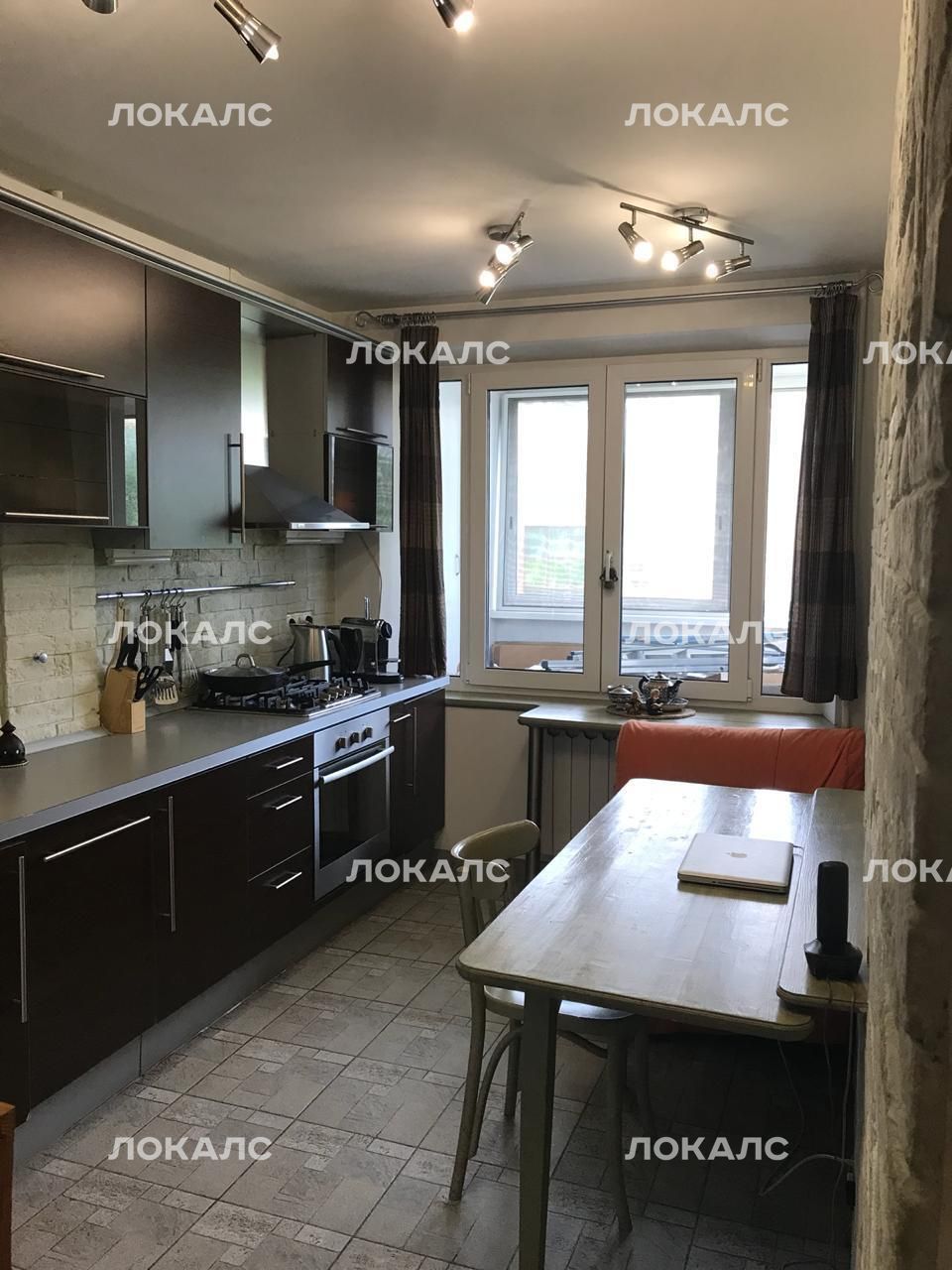 Сдается 1-комнатная квартира на г Москва, ул Усачёва, д 40, метро Спортивная, г. Москва