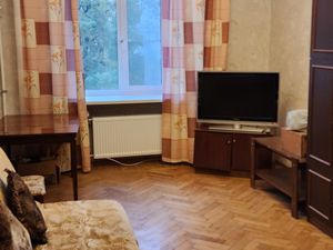 Сдаётся квартира с душой сталинской эпохи в зелёном сердце Петербурга!