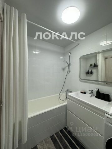 Сдается 1-комнатная квартира на 2-й Нагатинский проезд, 2/2к2, метро Нагатинская, г. Москва