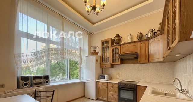 Сдам трехкомнатную квартиру на 1-я Тверская-Ямская улица, 36С1, метро Новослободская, г. Москва