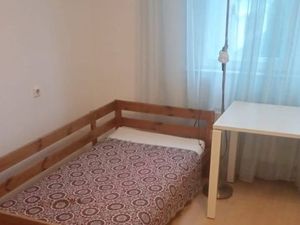 Комната Москва Святоозерская ул., 11 (12.0 м²)