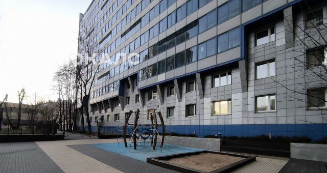 Сдаю трехкомнатную квартиру на переулок Докучаев, 2, г. Москва