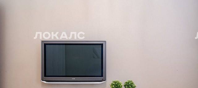 Сдам 3-комнатную квартиру на Хлебный переулок, 2/3С1, метро Арбатская (Арбатско-Покровская линия), г. Москва