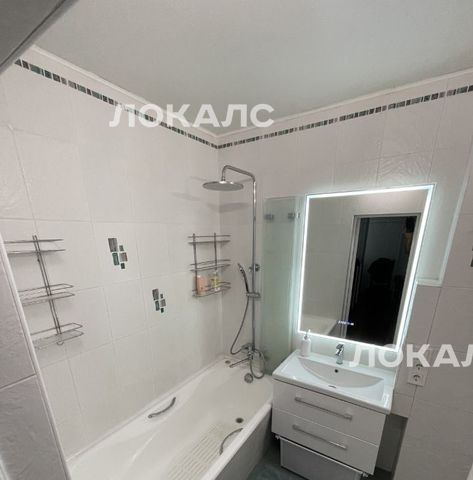 Сдам двухкомнатную квартиру на Космодамианская набережная, 46-50С1, метро Таганская, г. Москва