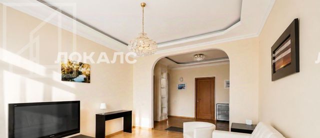Сдается трехкомнатная квартира на Фрунзенская набережная, 32, метро Спортивная, г. Москва