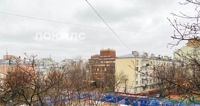 Сдается 3-комнатная квартира на Большая Татарская улица, 3, метро Новокузнецкая, г. Москва