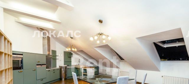 Сдается 4-к квартира на Никитский бульвар, 15/16, метро Тверская, г. Москва