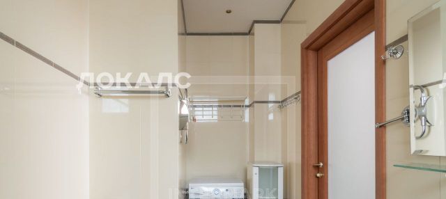 Сдается 4-к квартира на Староконюшенный переулок, 36С2, метро Смоленская (Арбатско-Покровская линия), г. Москва