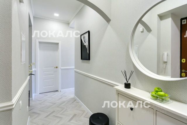 Сдается однокомнатная квартира на г Москва, Саввинская наб, д 3, метро Смоленская (Арбатско-Покровская линия), г. Москва