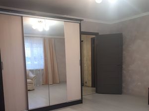 1-к кв. Санкт-Петербург пос. Парголово, ул. Тихоокеанская, 1к3 (50.0 м²)