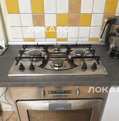 Сдам 3-к квартиру на Смоленский бульвар, 6-8, метро Смоленская (Арбатско-Покровская линия), г. Москва