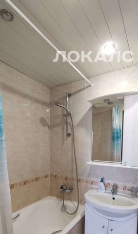 Сдается трехкомнатная квартира на переулок Докучаев, 2, г. Москва
