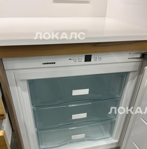 Сдается трехкомнатная квартира на проспект Маршала Жукова, 39Ак2, метро Хорошёвская, г. Москва