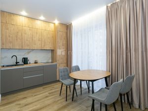 Квартира-студия: Новосибирск, улица Немировича-Данченко, 143/2 (32 м²)