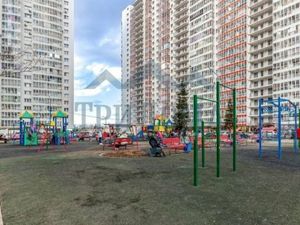 Квартира-студия: Красноярск, улица Карамзина, 6 (27.1 м²)