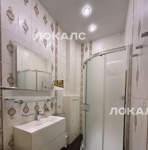 Сдаю 2-к квартиру на Садовая-Триумфальная улица, 4/10, метро Менделеевская, г. Москва