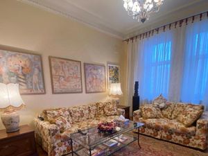 Двушка около метро Киевская