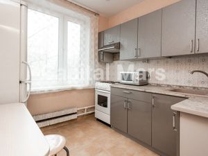 3-комнатная квартира: Москва, Шенкурский проезд, 8Б (50 м²)