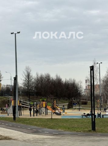 Сдам однокомнатную квартиру на улица Генерала Белобородова, 35/2, метро Волоколамская, г. Москва