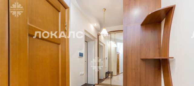 Снять 4-к квартиру на Малая Бронная улица, 36, метро Краснопресненская, г. Москва