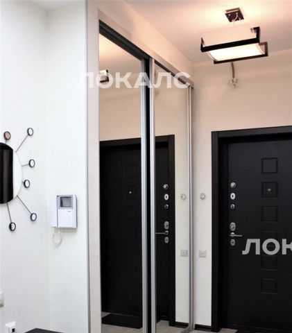 Сдаю трехкомнатную квартиру на Рублевское шоссе, 109, метро Крылатское, г. Москва
