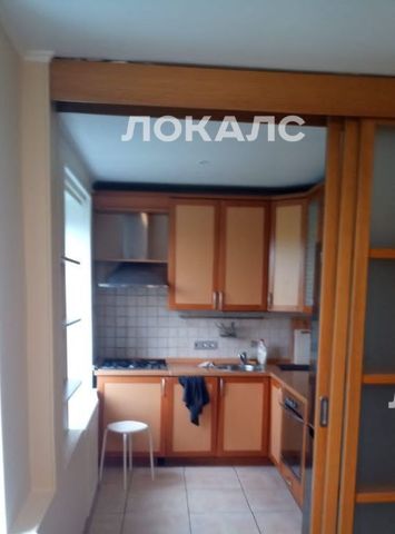 Снять трехкомнатную квартиру на Кастанаевская улица, 6, г. Москва