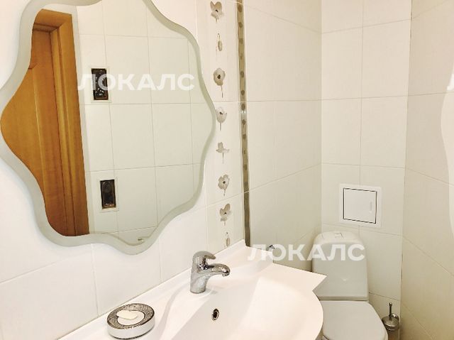 Сдам комнату на г Москва, ул Петровка, метро Тверская, г. Москва