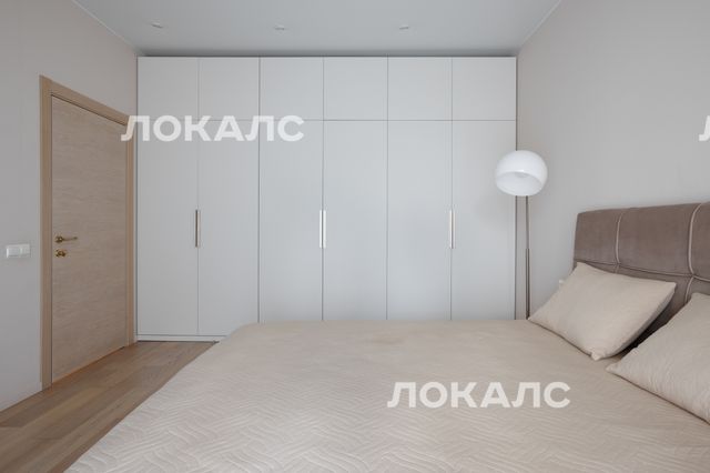 Продам 2-комнатную квартиру на г Санкт-Петербург, ул Смоленская, д 14 стр 1, метро Фрунзенская, г. Санкт-Петербург