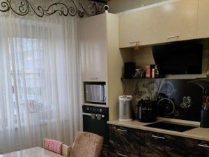 2-к кв. Краснодарский край, Краснодар ул. Димитрова, 3/1 (69.8 м²)