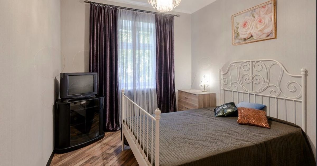 Квартира метро петроградская. Савушкина 27 к 1. Савушкина 125 к3. Снять квартиру в Санкт-Петербурге черная речка. Снять квартиру на Савушкина в СПБ.