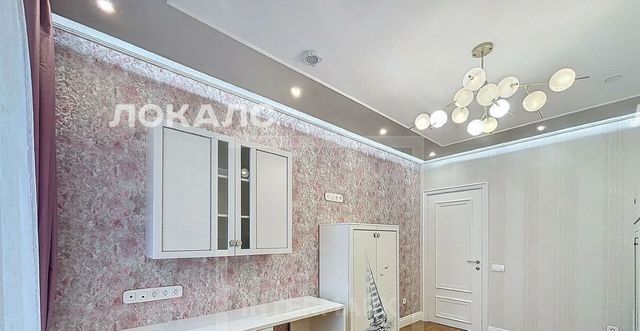 Сдается трехкомнатная квартира на переулок Докучаев, 2с3, метро Чистые пруды, г. Москва